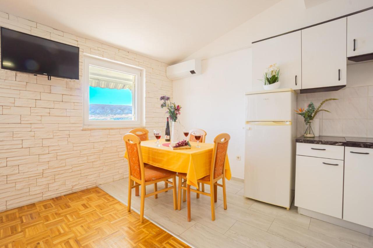 Galinec With Mountain And Seaview Apartment เมทายนา ภายนอก รูปภาพ